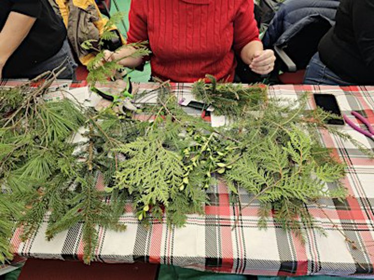 Holiday Wreath Workshop with the Master Gardener Volunteers - Hudson
