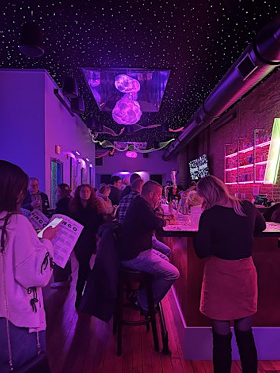Vibe & Dive into Dating IRL - Singles Mixer @ Atmosphere
