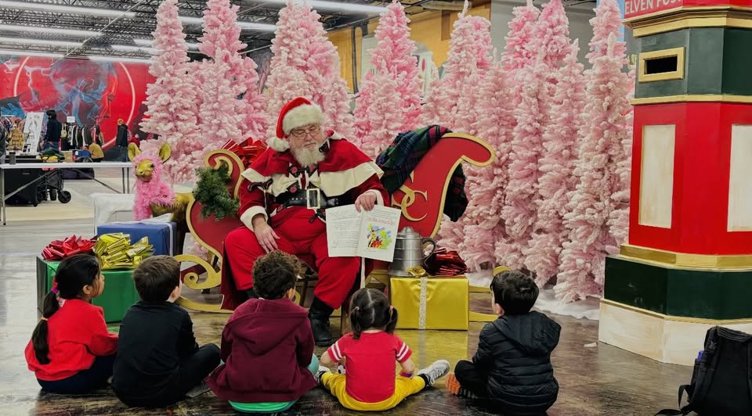 Santa Is Coming to Lackawanna Station! FREE Photos! ❤️🎅