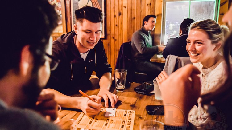 Singles Trivia & Drinks at Pino’s Lounge! (Highland Park)