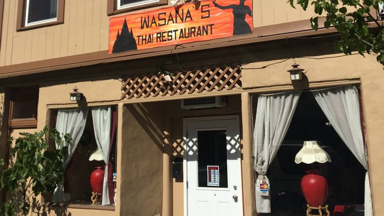 Dinner at Wasana’s Thai Restaurant!